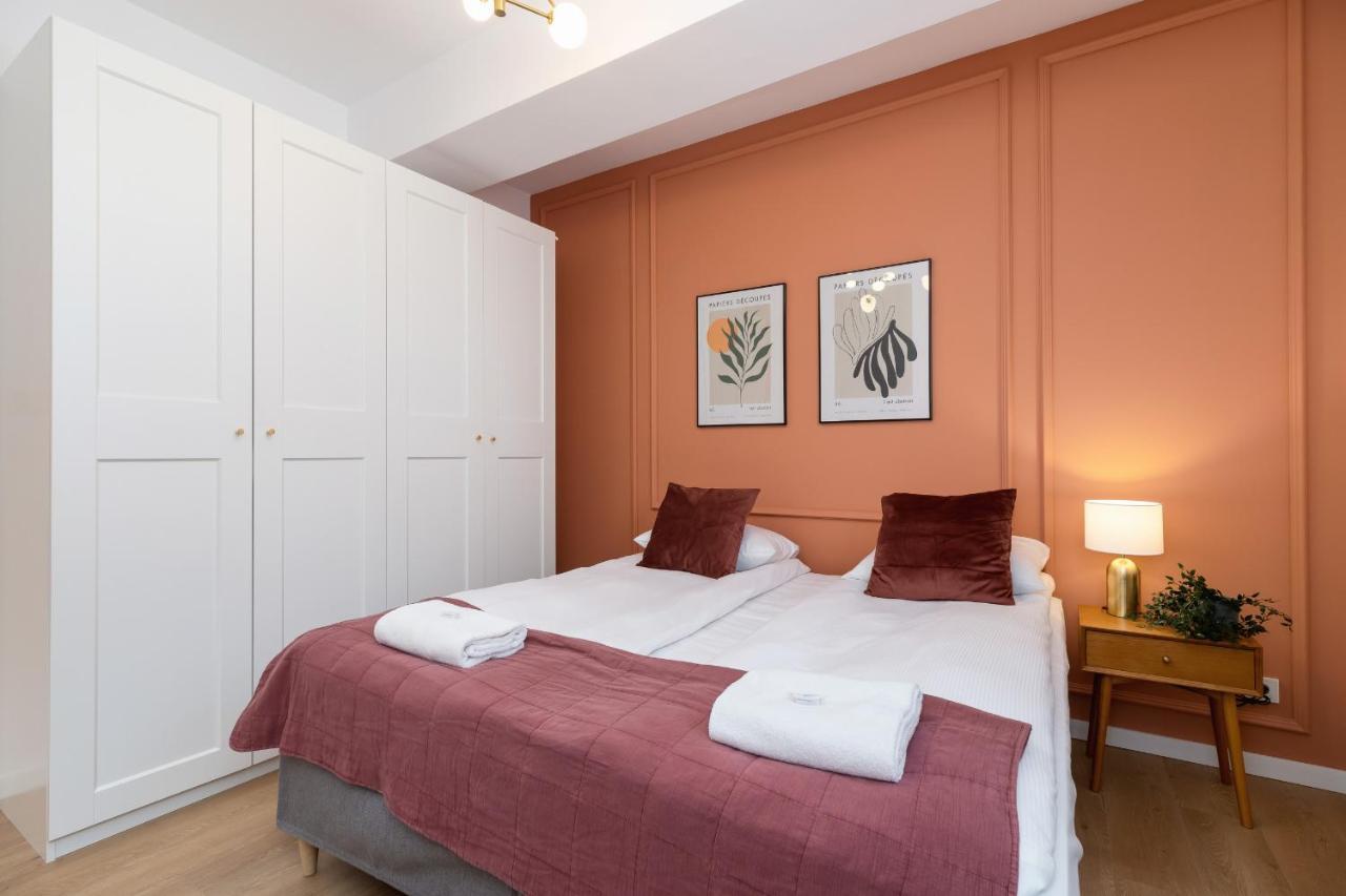 Old Town Dluga 48 Family By Renters Apartment Krakow