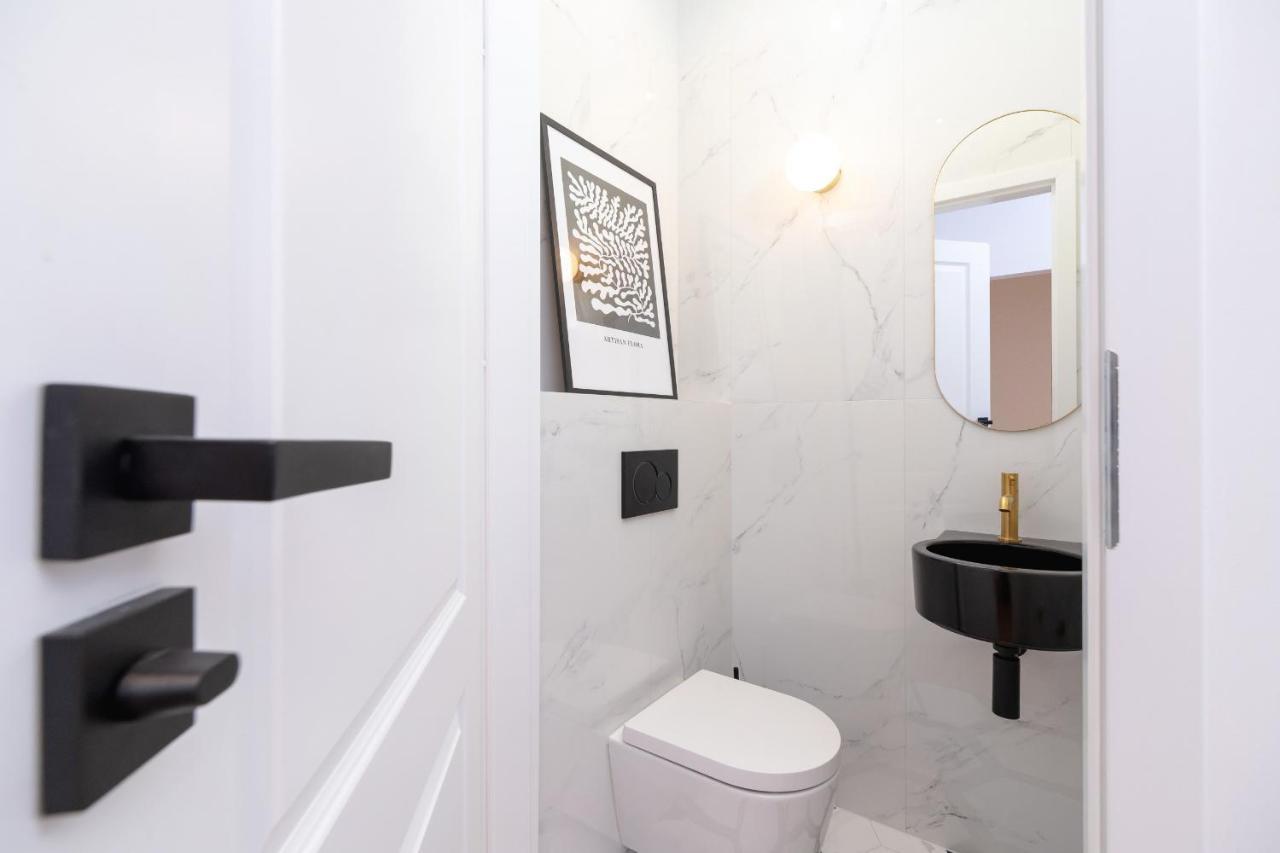 Apartment Old Town Dluga 48 Family By Renters Krakow